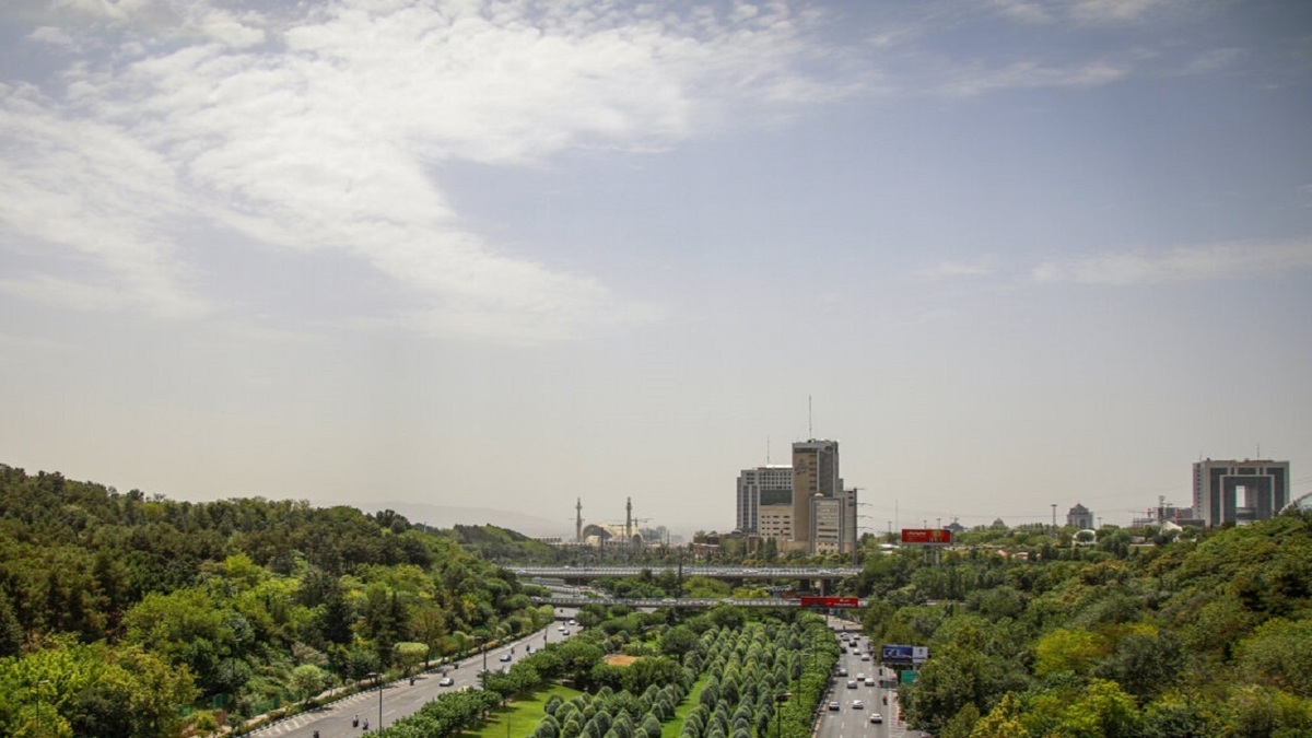 کیفیت هوای تهران قابل قبول است