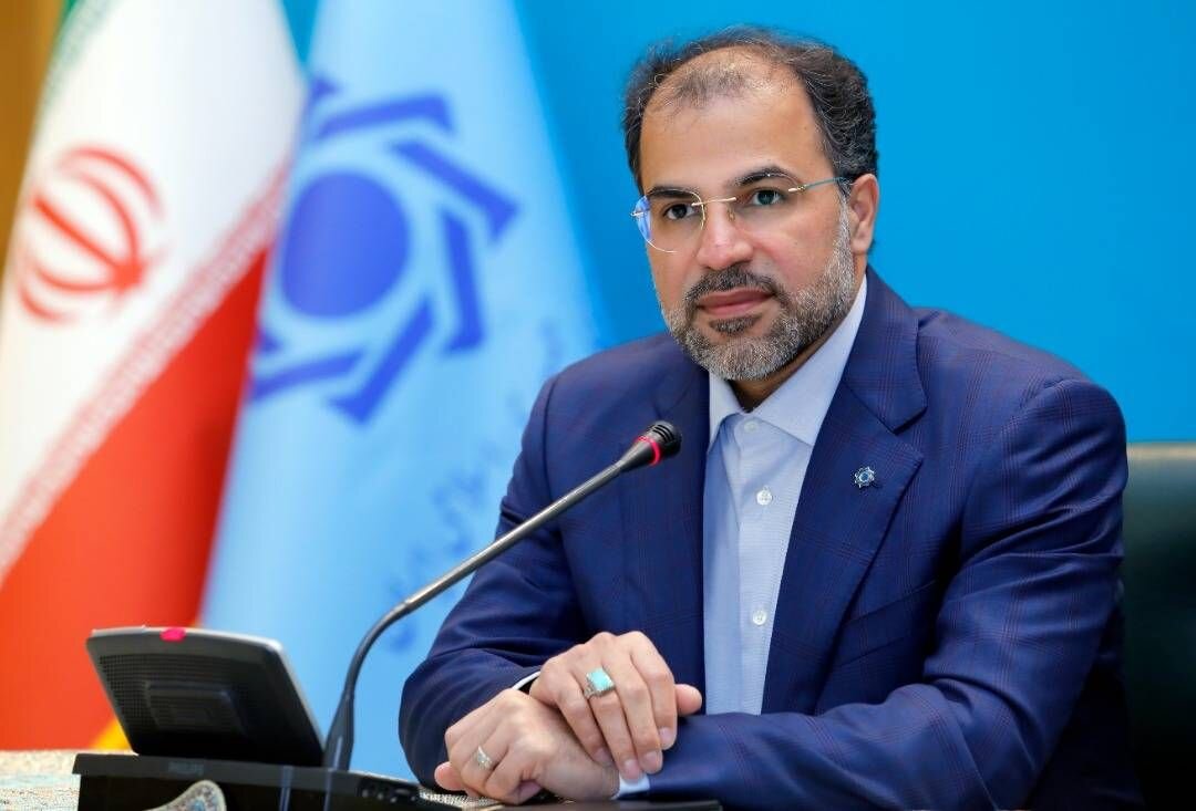 قمری‌وفا: نماد اسکناس دلار و یورو در تالار مرکز مبادله ایجاد می‌شود