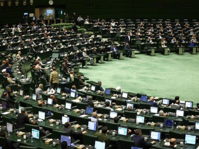 فرزین و مدنی‌زاده به کمیسیون اقتصادی مجلس می‌روند