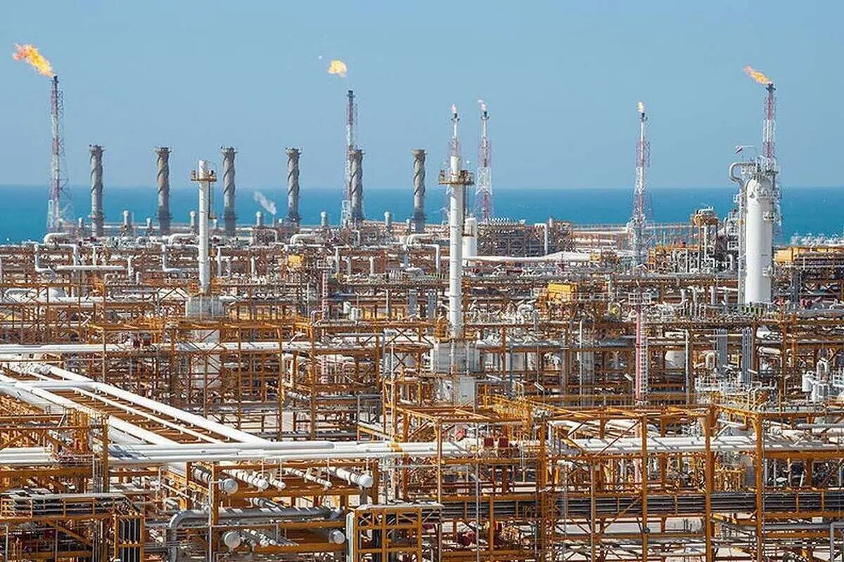 ۲۷ سال تولید مستمر و پایدار؛ مجتمع گاز پارس جنوبی از مهر ۱۳۷۷ تا ۱۴۰۴