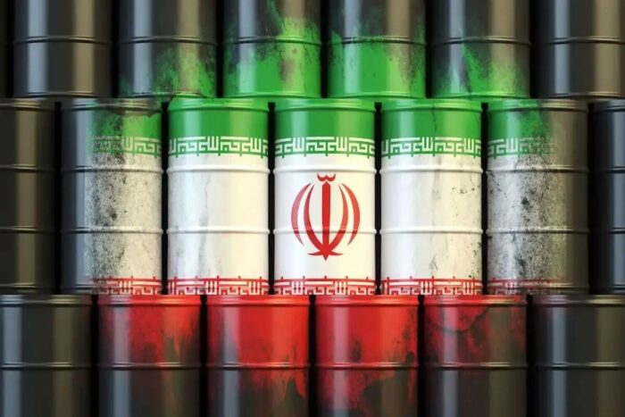 اوپک: قیمت نفت ایران ۵ دلار کاهش یافت