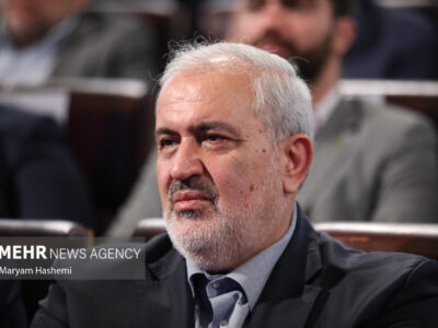 وزیر نیرو: امکان صادرات برق تجدیدپذیرها توسط بخش خصوصی فراهم می‌شود