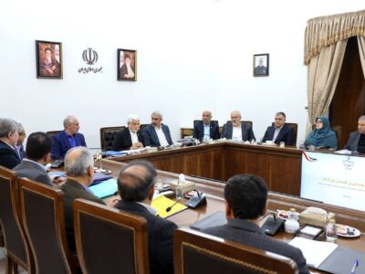 عارف:  ۷۸۵۰ مگاوات ظرفیت برق تجدیدپذیر در حال ایجاد است