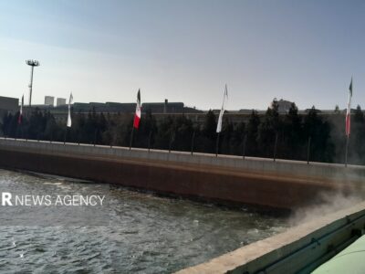 فولاد مبارکه اصفهان به خط انتقال آب خلیج فارس متصل شد