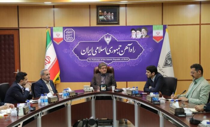 ذاکری: توسعه فناوری باید به موتور محرک راه‌آهن تبدیل شود
