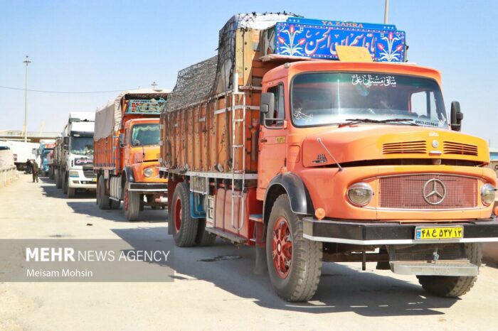 آغاز رفع موانع تجاری و ترانزیتی در مرز شلمچه