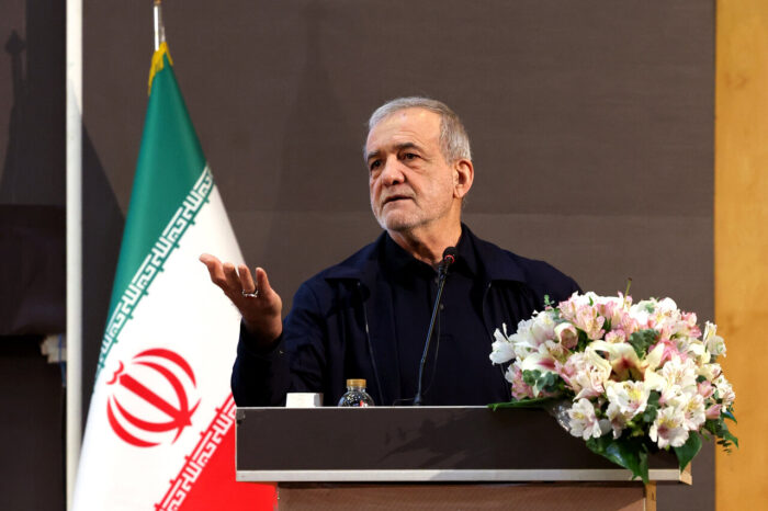 پزشکیان: اگر ارز ترجیحی حذف نمی شد دچار قحطی می شدیم